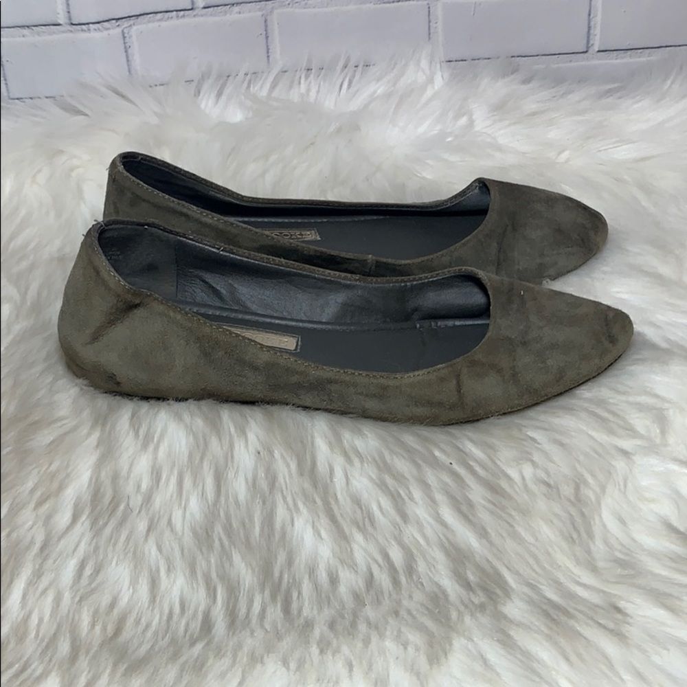 Audrey Brooke Mojito Khaki Suede Flats Sz 7 - Picture 4 of 7